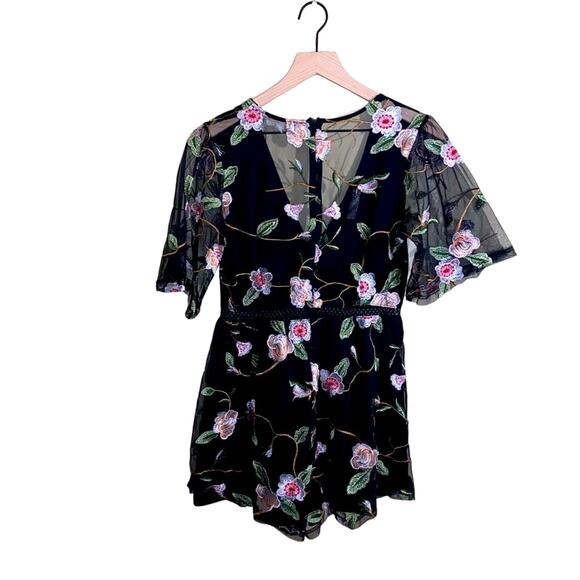 Honey Punch Pants - HONEY PUNCH black embroidered floral design romper M
